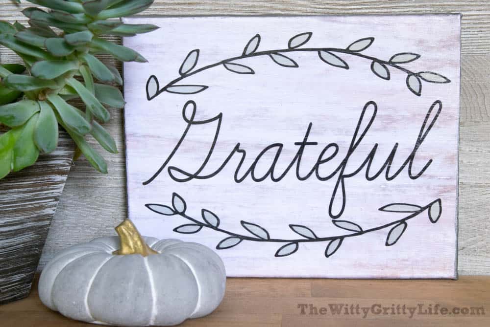 diy wall sign with quote "grateful"