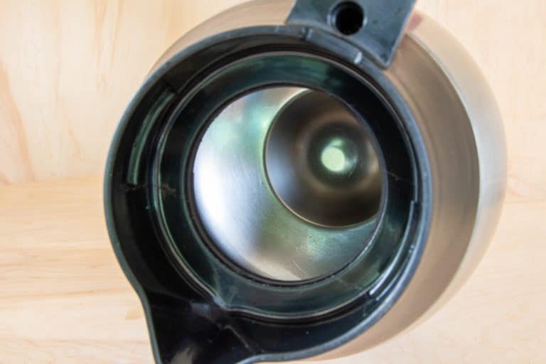 THE EASIEST WAY TO CLEAN A THERMAL COFFEE POT