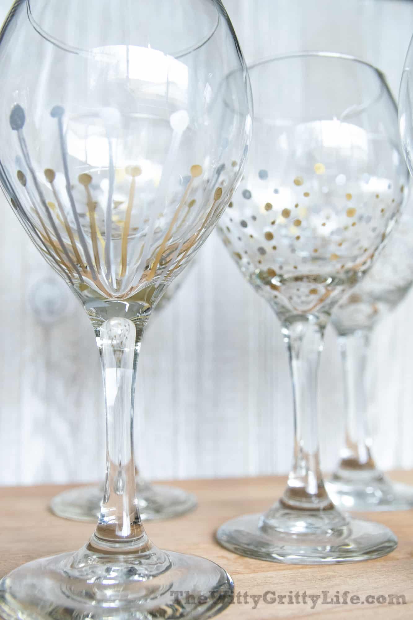 DIY Christmas Glasses: Add Festive Sparkle with Silver and Gold Sharpie  Paint Pens!